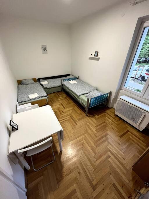 Hangulatos Lakas Zold Ovezeteben Apartamento Budapeste